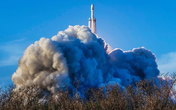 Falcon Heavy lifting NASA's Roman observatory toward deep space
