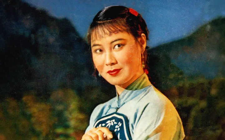 Guo Lanying on the cover of China Pictorial, February 1960